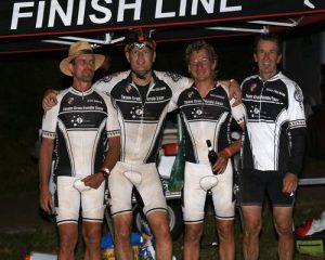 von rechts: Peter, Chris, Claus und Hans