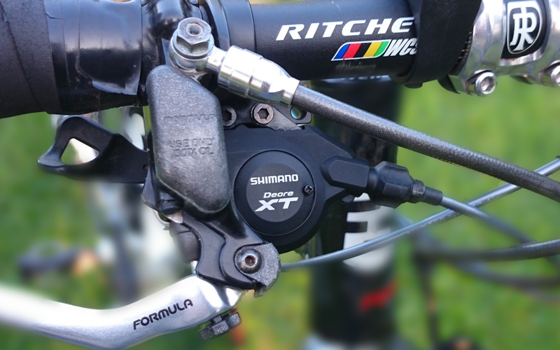 Deore XT 9-Fach STI und Formula B4
