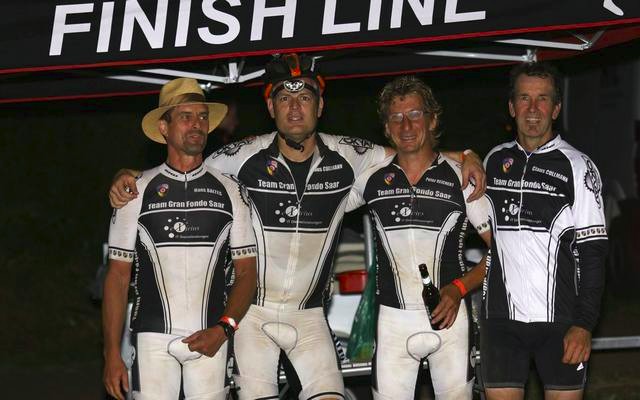 Die vier Helden nach dem Rennen.