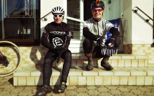 Jörg und Claus, die ersten am Treff ...