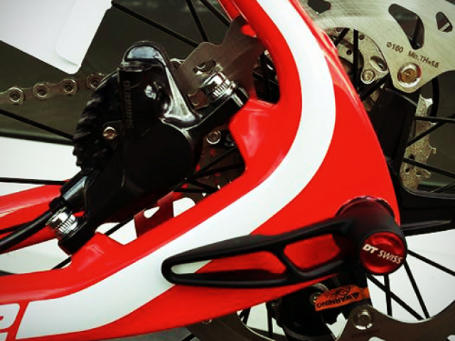 Scheibenbremsen und Steckachsen