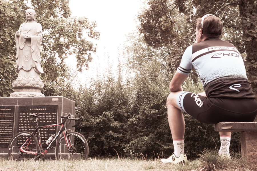 Im Asiatischen Garten Lebach nach der Arbeit ...